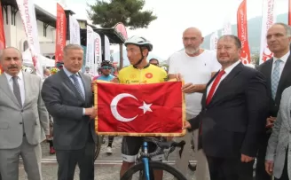 100. Yıl Cumhuriyet Bisiklet Turu’nun Amasya-Havza etabı başladı