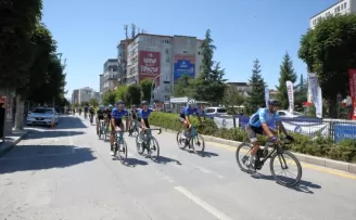 100. Yıl Cumhuriyet Bisiklet Turu’nun Samsun-Çorum etabı sona erdi