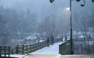 Abant'ta kar başladı