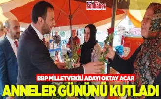 ACAR, ANNELER GÜNÜNÜ KUTLADI