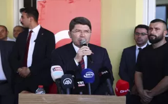 Adalet Bakanı Tunç, Ulus ilçesinde vatandaşlara hitap etti: