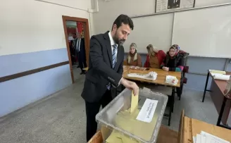 AK Parti Genel Sekreter Yardımcısı Şahin, oyunu Karabük’te kullandı