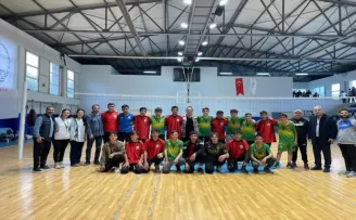Alaçam’da “Gençlik Haftası“ dolayısıyla turnuvalar düzenlendi