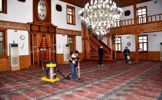 Alaplı’da camiler ramazana hazırlanıyor