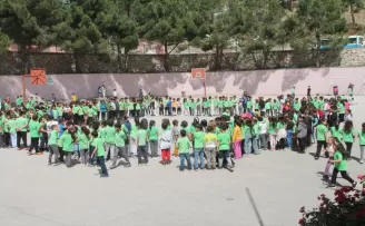 Amasya’da ilkokul öğrencilerine unutulan oyunlar oynatıldı