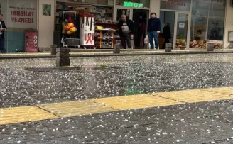 Amasya’da kısa süreli sağanak ve dolu etkili oldu
