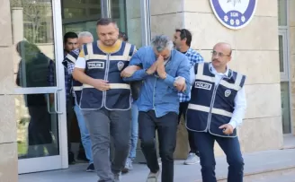 Amasya’da kuyumculara değeri düşük altın satan 2 şahıs yakalandı