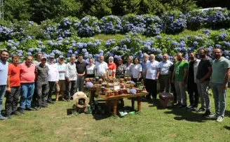 Artvin’de “Macahel Balı“nın tanıtımı ve sağımı yapıldı