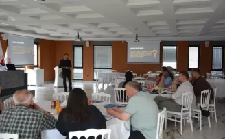 Bafra TSO Üyelerine “Nöropazarlama ve yeni nesil pazarlama trendleri“ anlatıldı