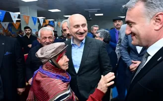 Bakan Karaismailoğlu, Hayrat ilçesinde çeşitli programlara katıldı: