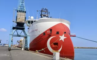 “Barbaros Hayrettin Paşa“ sismik araştırma gemisi Trabzon Limanı’na geldi