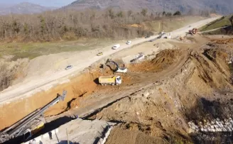 Bartın'da selde çöken yola 35 metre uzunluğunda köprü inşa ediliyor