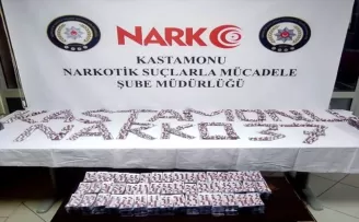 Bavul içinde 8 bin 375 uyuşturucu hapla yakalanan 2 kişi tutuklandı