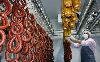 Bayburt’ta açılan et ürünleri fabrikası besicilere katkı sağlayacak
