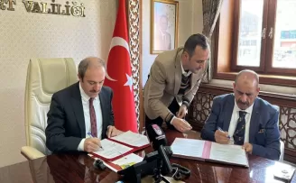 Bayburt’ta kurulacak sünger fabrikası için imzalar atıldı