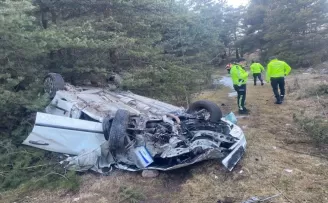 Bolu’da takla atan otomobildeki 1 kişi öldü, 2 kişi yaralandı