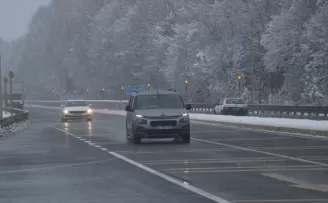 Bolu Dağı'nda kar etkili oluyor