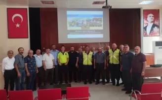 Boyabat’ta öğrenci servisi sürücülerine eğitim verildi