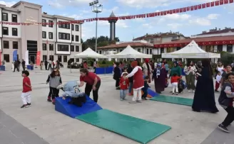 Boyabat’ta “Spor ve Oyun Şenliği“ yapıldı