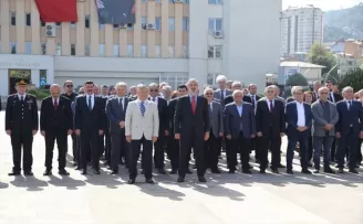 Büyük Önder Atatürk'ün Rize'ye gelişinin 98. yıl dönümü törenle kutlandı