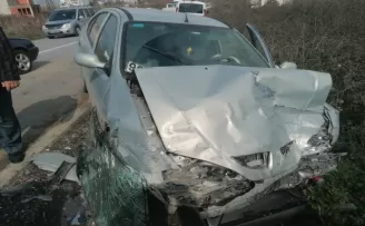Çarşamba’da iki otomobilin çarpıştığı kazada 2 kişi yaralandı