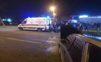 Çarşamba’da tırla çarpışan otomobilin sürücüsü yaralandı
