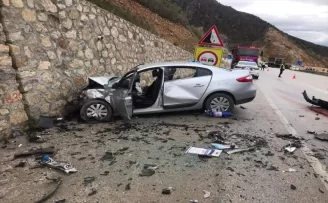 Çorum’da 2 aracın çarpışması sonucu 3 kişi öldü, 2 kişi yaralandı