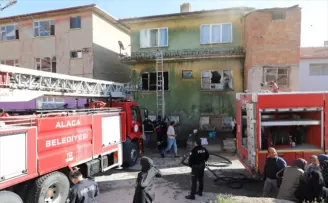 Çorum’da bir evde çıkan yangında 3 kişi dumandan etkilendi