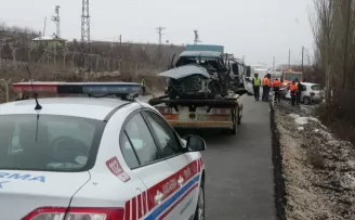 Çorum’da çarpışan iki otomobildeki 6 kişi yaralandı