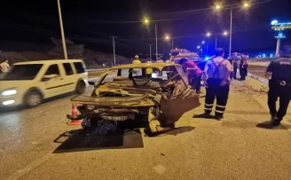 Çorum'da iki otomobilin çarpıştığı kazada 5 kişi yaralandı