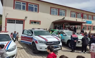 Çorum’da jandarmadan öğrencilere uygulamalı trafik eğitimi
