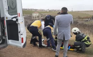Çorum'da kayalıktan düşen kadın yaralandı