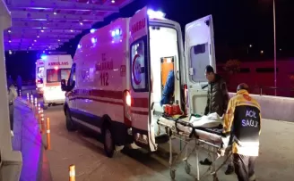 Çorum'da market çalışanı kadın, bıçaklı saldırıda yaralandı