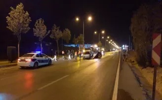 Çorum’da reflektör aracına çarpan otomobildeki 3 kişi olay yerinden kaçtı