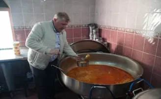 Çorum’daki tarihi aşevinden ramazanda her gün 390 haneye yemek ulaştırılıyor