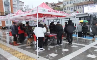 Deprem bölgeleri için kan bağışı seferberliği sürüyor