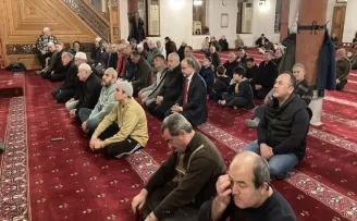 Doğu Marmara ve Batı Karadeniz’de ilk teravih kılındı
