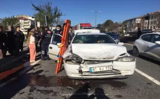 Düzce’de cip ile otomobilin çarpışması sonucu 5 kişi yaralandı