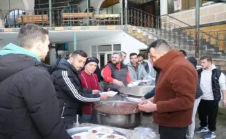 Düzce’de Dokuzdeğirmen köyü sakinleri asırlık iftar geleneklerini sürdürdü