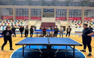 Düzce'de masa tenisi turnuvası yapıldı