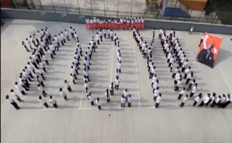 Düzce’de ortaokul öğrencilerinden “100. yıl“ koreografisi