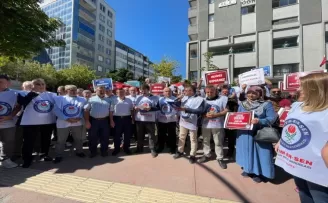 Eğitim-Bir-Sen Samsun Şube Başkanı Yıldız basın açıklaması yaptı