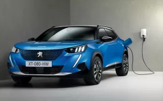 Elektrikli Peugeot e-2008 Türkiye'de satışa çıktı