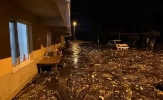 GÜNCELLEME - Karadeniz’de fırtına dev dalgalar oluşturdu
