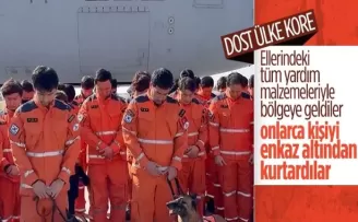 Güney Kore ekibinden saygı duruşu