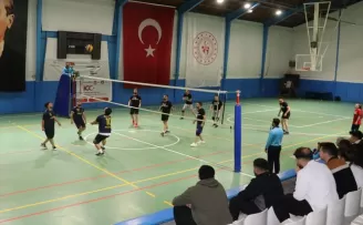 Havza’da 29 Ekim Cumhuriyet Bayramı Voleybol Halk Turnuvası başladı