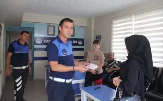 Havza’da bir kişi sokakta bulduğu parayı zabıtaya teslim etti