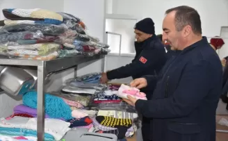 İskilip Belediyesi depremzedeler için hayır çarşısı kurdu