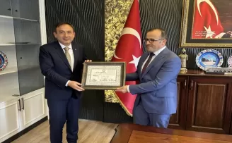 Karabük’te AK Parti milletvekilleri mazbatalarını aldı