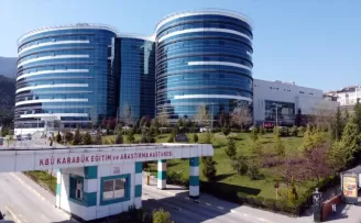 Karabük’te ameliyatsız aort anevrizması tedavisi yapıldı